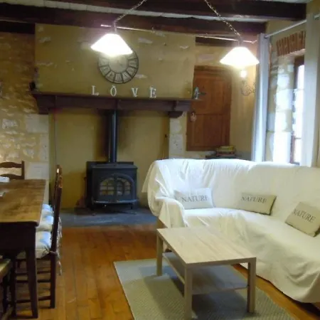بيت للعطل House Chez Mireille Memerlin
