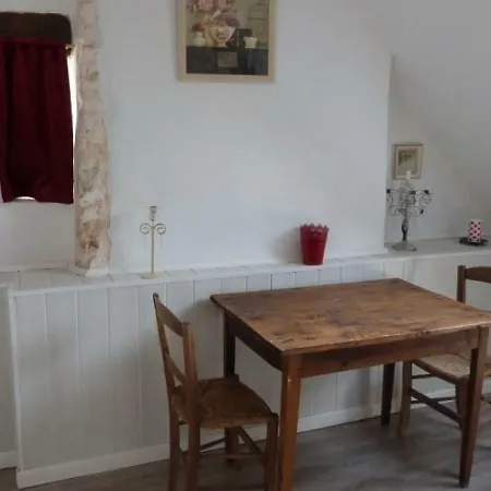 House Chez Mireille Memerlin
